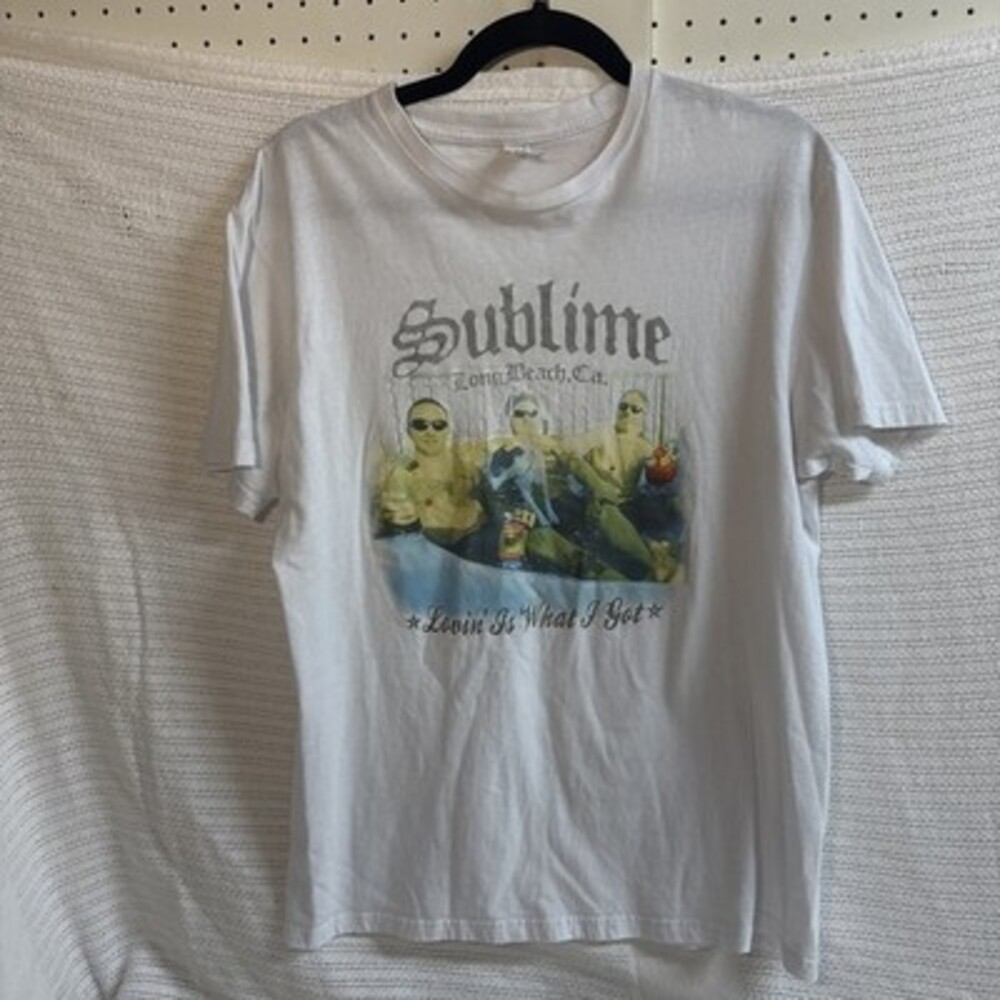 Sublime T- Shirt Cotton Heritage Size  M 100% Cotton